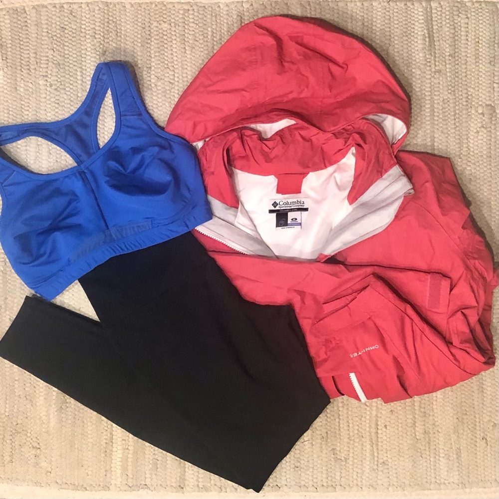 Columbia Wind and Waterproof Jacket (M)